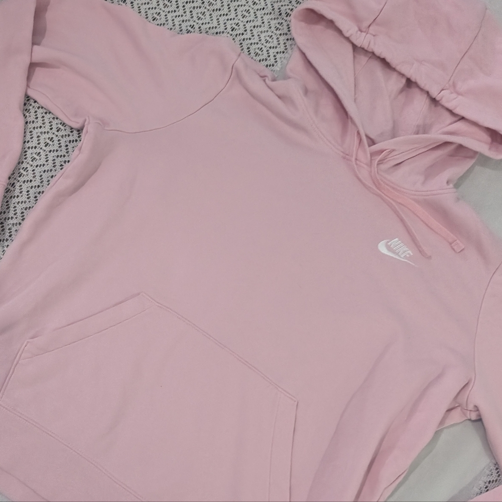 Nike pink women's size medium hoodie sweatshirt